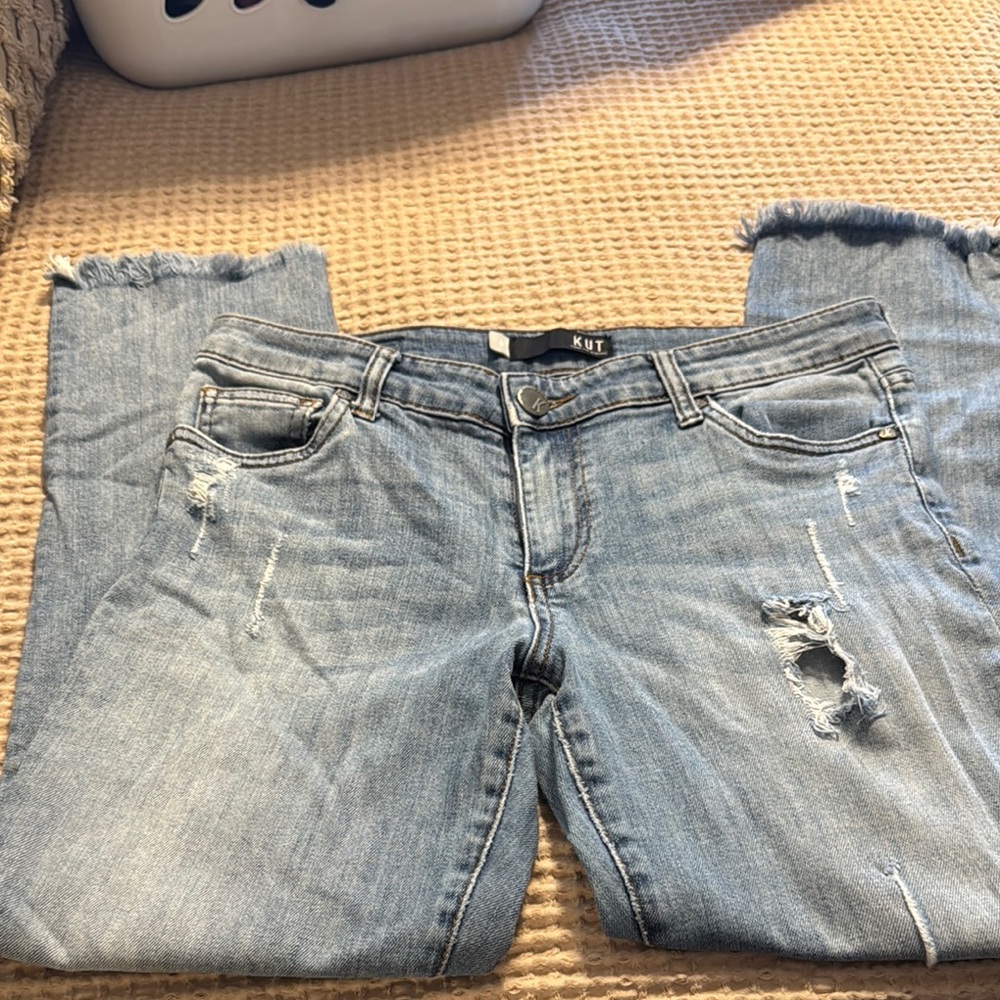 Kut from the Kloth Women's Light Blue Distressed Jeans